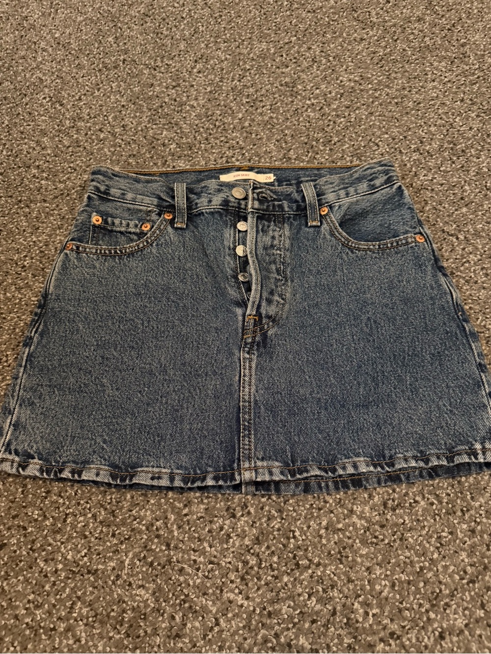 Womens Levi’s icon skirt size 26